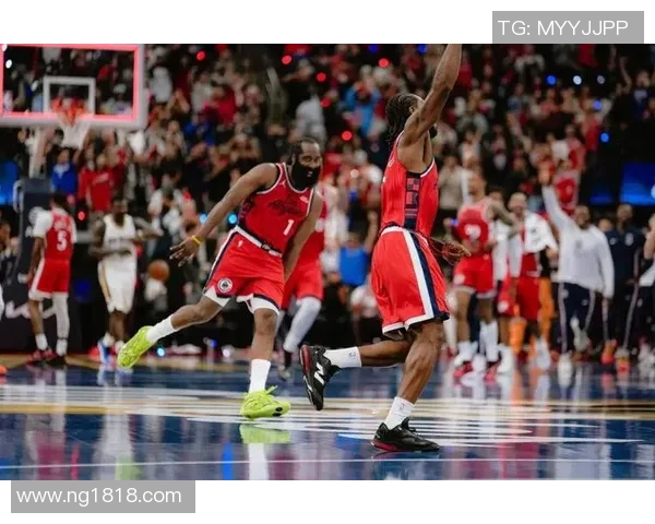 快船惜败热火双巨一同背锅！小卡末节7中2丢绝杀哈登下半场7失误